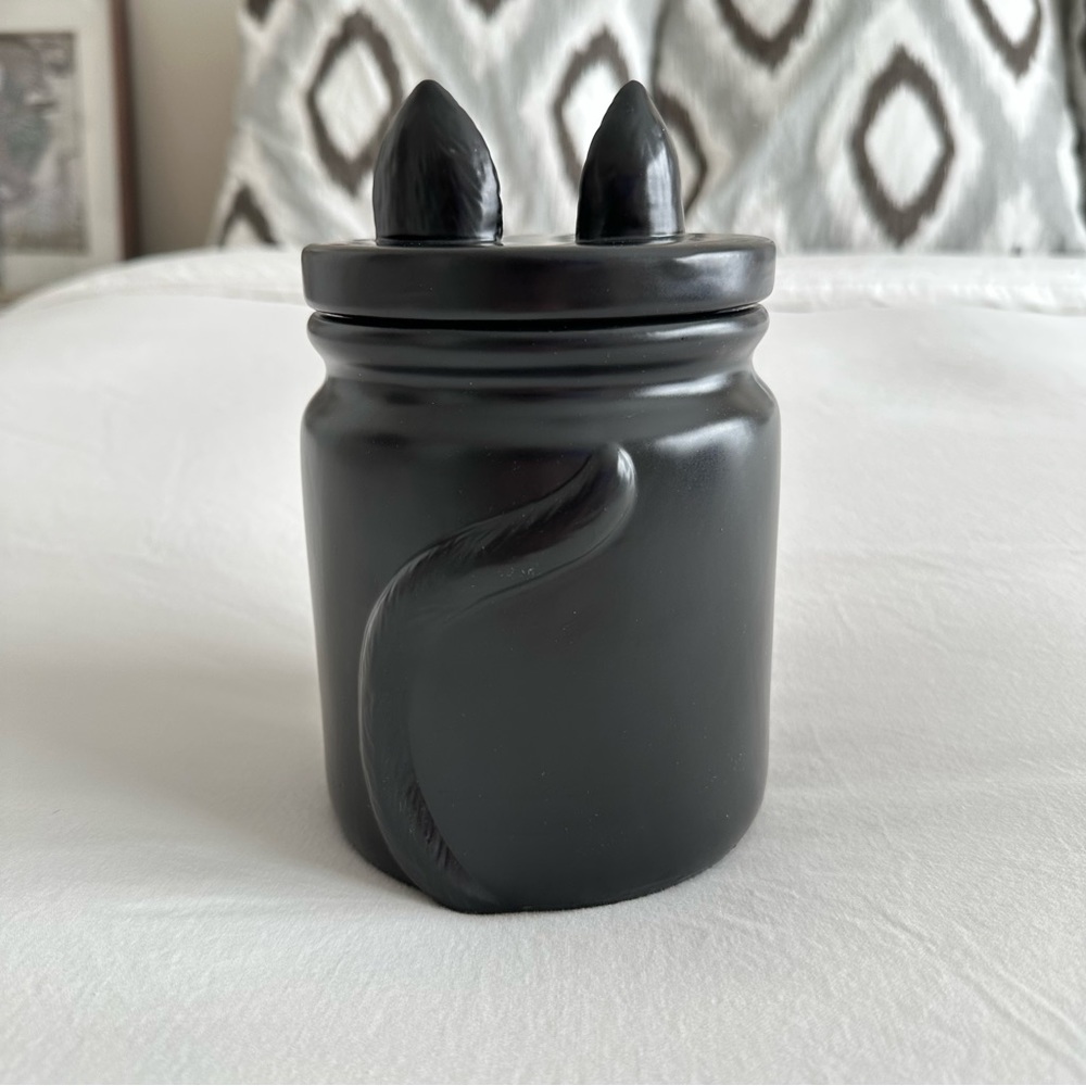 2017 Magenta Boo Black Cat Canister - Picture 2 of 7
